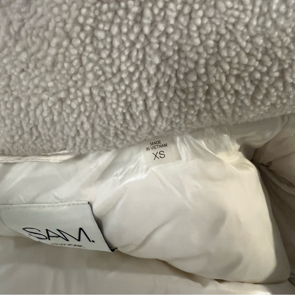 Sam Silver Puffer down Jacket with Shearling Coll… - image 7